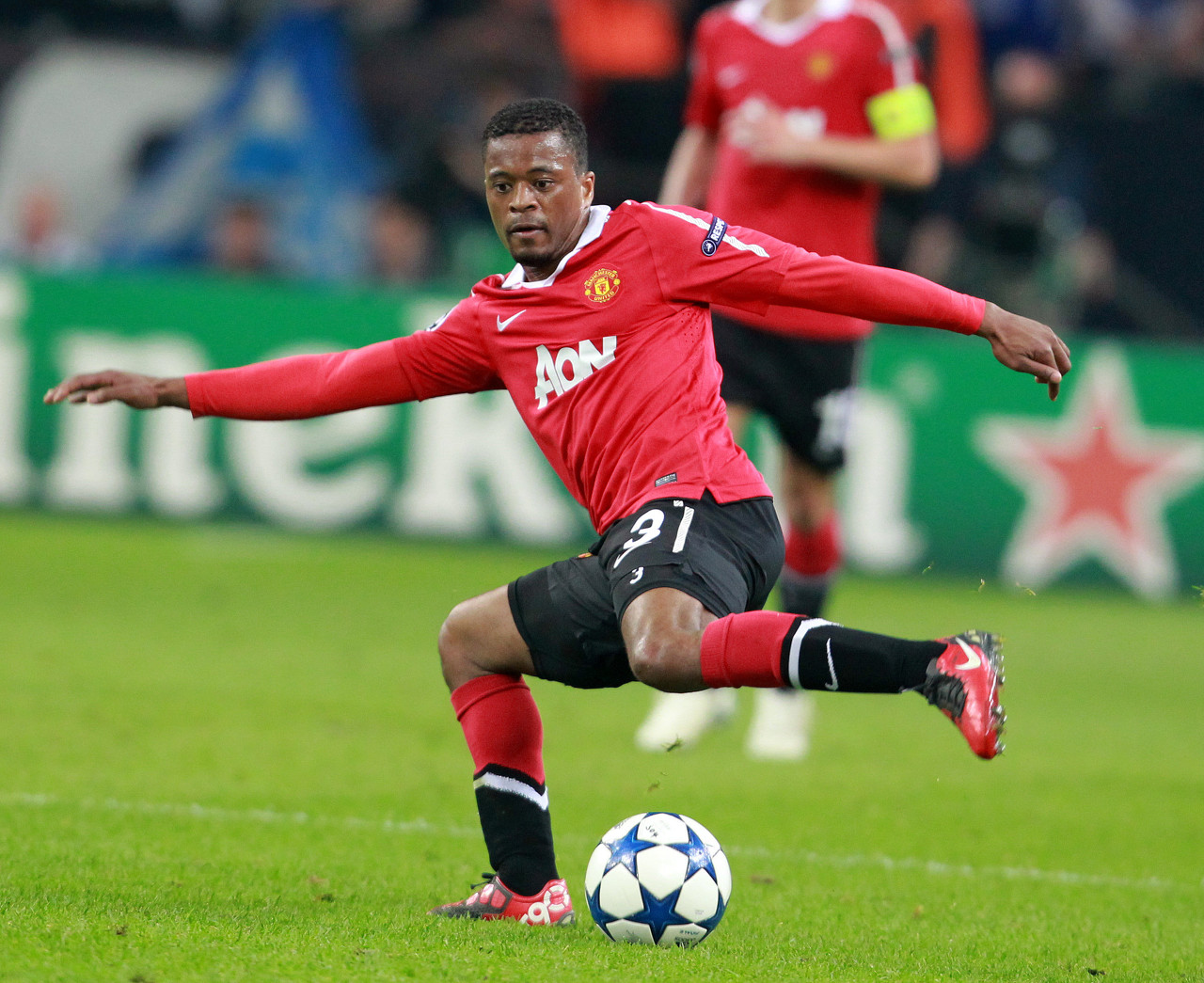 伊东纯也的 伊东纯也的